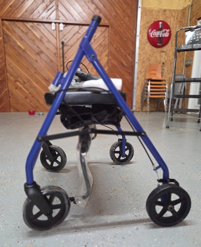 Mckesson 14610257bl1 rollator - mckesson,