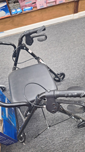 Drive wheel rollator walker - rollator,