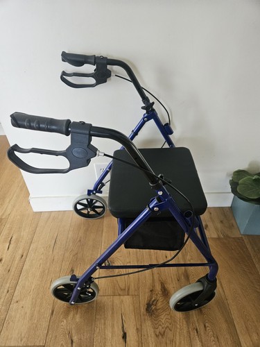 Blue wheel rollator walker - blue, 4-wheel
