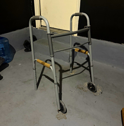 Medline two button - two,
